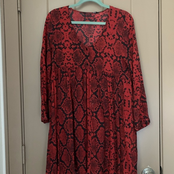 Zara - short dress - Picture 1 of 1